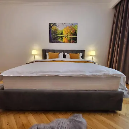 Sboldtown By Holztreppe בראשוב